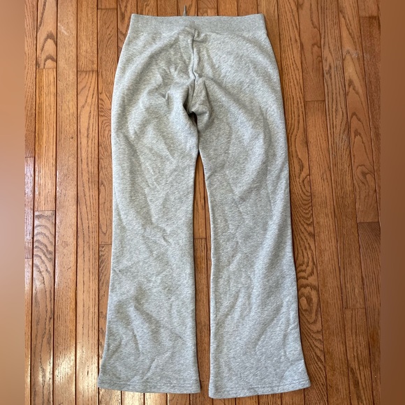 Minnesota Nike Sweatpants - Picture 3 of 5